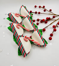 Load image into Gallery viewer, Candy cane bow
