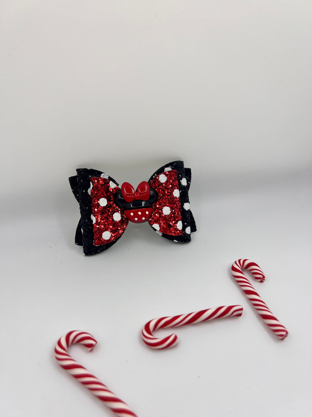 Minnie Mouse bow