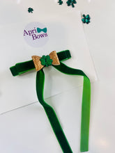 Load image into Gallery viewer, ST Patricks Day Coquette Bow
