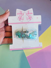 Load image into Gallery viewer, Transparent hair clips with PVC Sequins green
