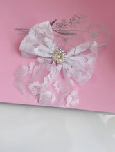 Load image into Gallery viewer, White lace bow
