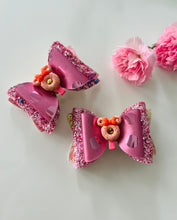 Load image into Gallery viewer, Minnie Mouse Donut Bow
