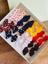 Load image into Gallery viewer, Set of 8 bows, back to school bows, gift sets, bows, girl back to school bows
