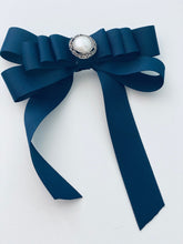 Load image into Gallery viewer, Blue elegant bow
