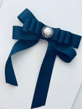 Load image into Gallery viewer, Blue elegant bow
