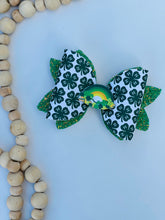 Load image into Gallery viewer, St Patricks day bow
