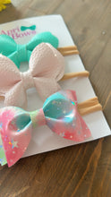 Load image into Gallery viewer, Butterfly headband bow
