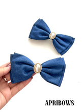 Load image into Gallery viewer, Light Denim Bow 5”
