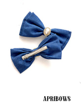 Load image into Gallery viewer, Light Denim Bow 5”
