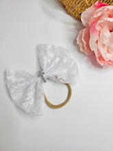 Load image into Gallery viewer, White lace headband
