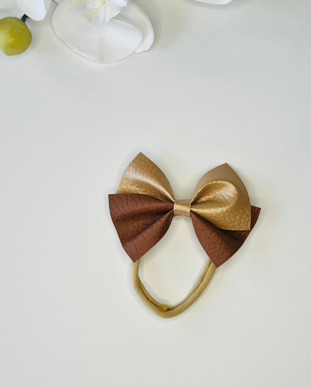 Two tones Bows