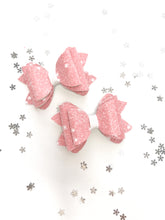 Load image into Gallery viewer, Pink Glitter Bow
