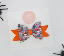 Load image into Gallery viewer, Frida hair bow
