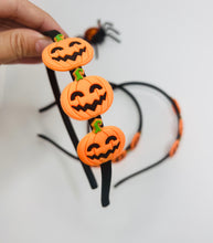 Load image into Gallery viewer, Pumpkin Headbands
