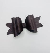 Load image into Gallery viewer, Brown Leather Bow
