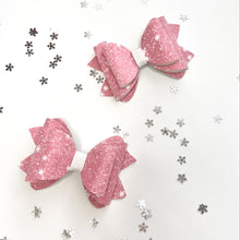 Load image into Gallery viewer, Pink Glitter Bow
