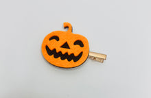 Load image into Gallery viewer, Mini Pumpkin Clip
