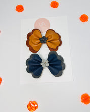 Load image into Gallery viewer, Flower hair clip set
