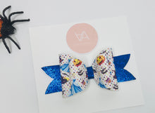 Load image into Gallery viewer, Cinderella Pumpkin bow
