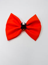 Load image into Gallery viewer, Orange Spider Bow
