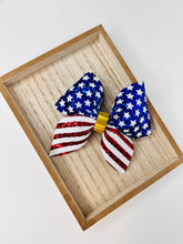 Load image into Gallery viewer, Classic flag bow
