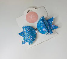 Load image into Gallery viewer, Blue glitter Bow
