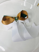 Load image into Gallery viewer, Green and Beige Bows Set
