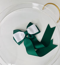 Load image into Gallery viewer, Green and Beige Bows Set
